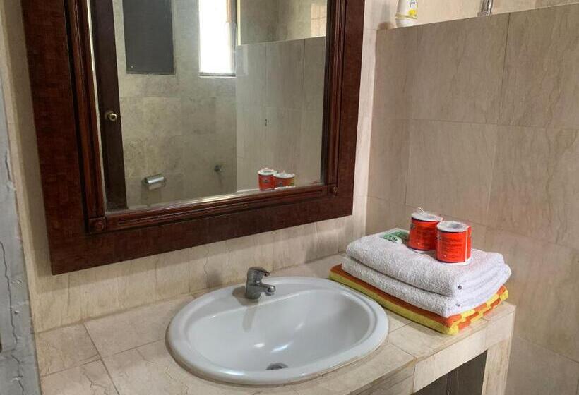 بنسيون Studio Lumbung