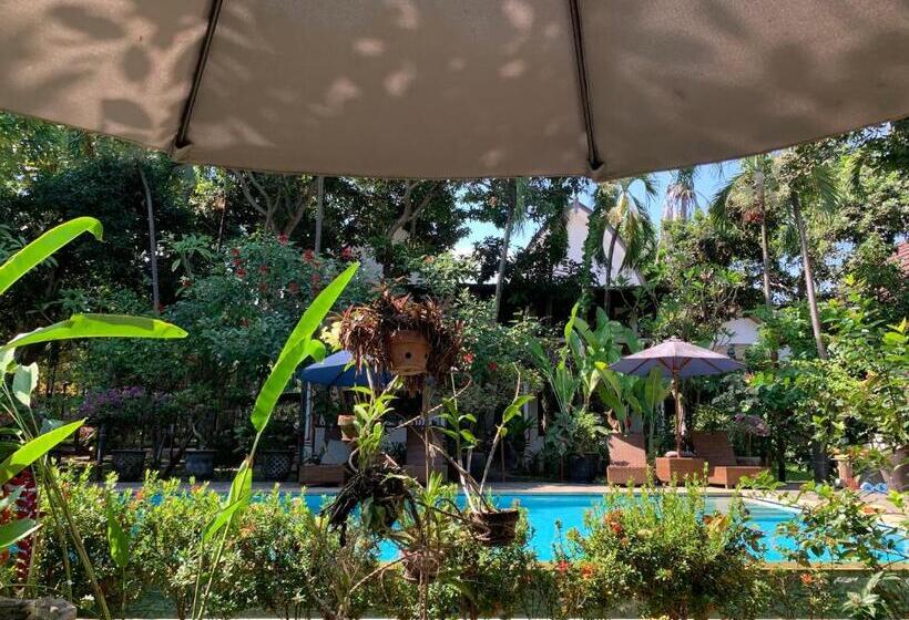 بنسيون Studio Lumbung