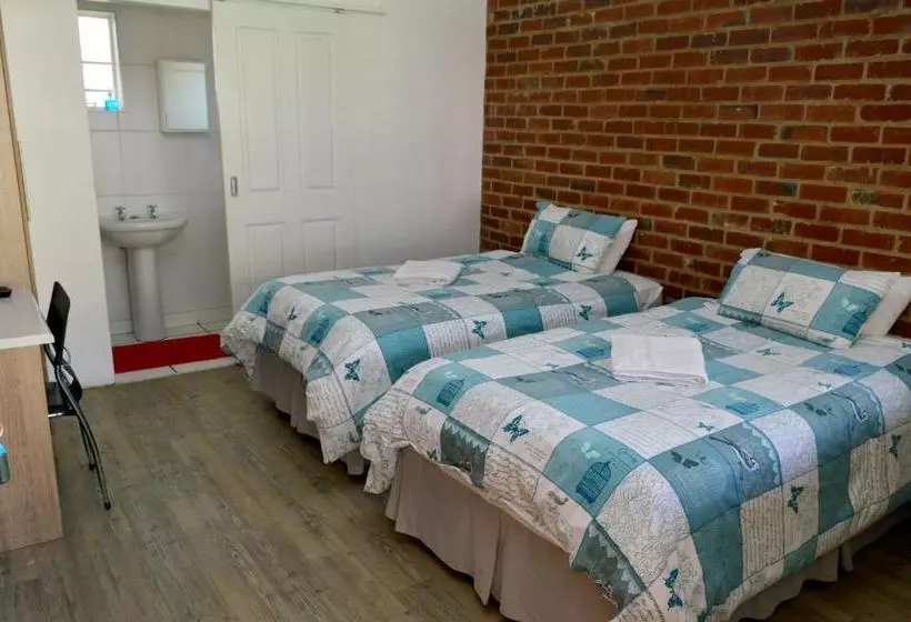 هاستل Village Lodge Harrismith