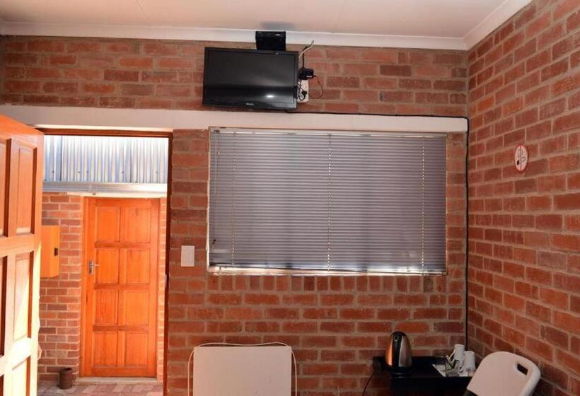 הוסטל Village Lodge Harrismith