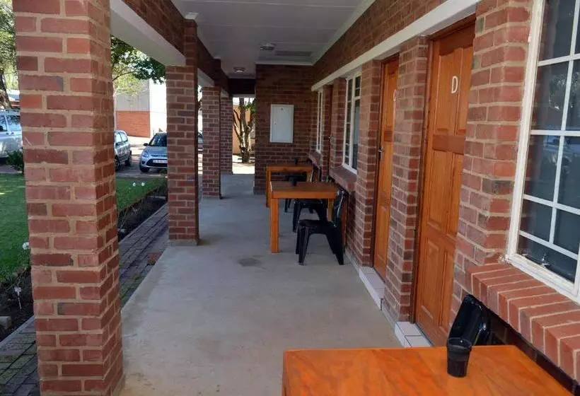 هاستل Village Lodge Harrismith