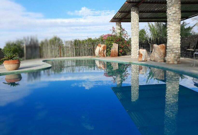 هتل Eldorado Lodge