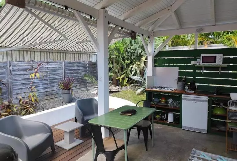 Majatalo Chez Rustine Et Pompette