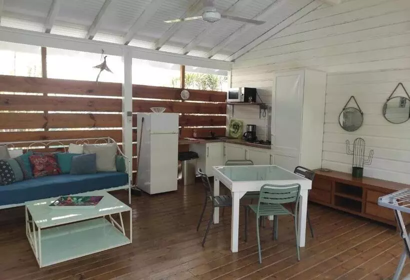 Majatalo Chez Rustine Et Pompette