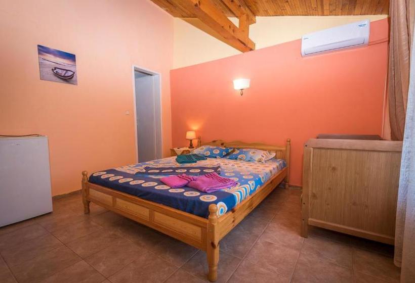 פנסיון Guest House Sun