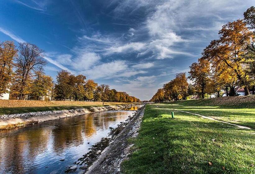 پانسیون Guest House Villa Krstic