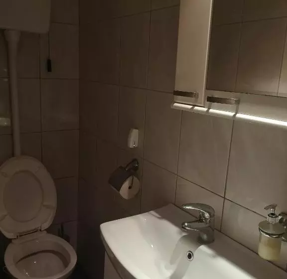 پانسیون Guest House Villa Krstic