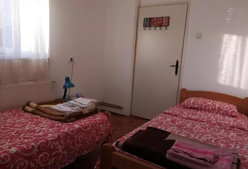 پانسیون Guest House Villa Krstic