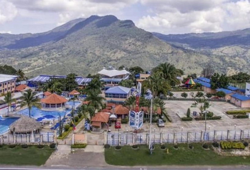 Отель Chinauta Real