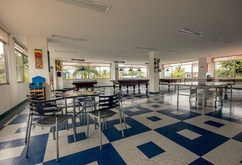 Отель Chinauta Real