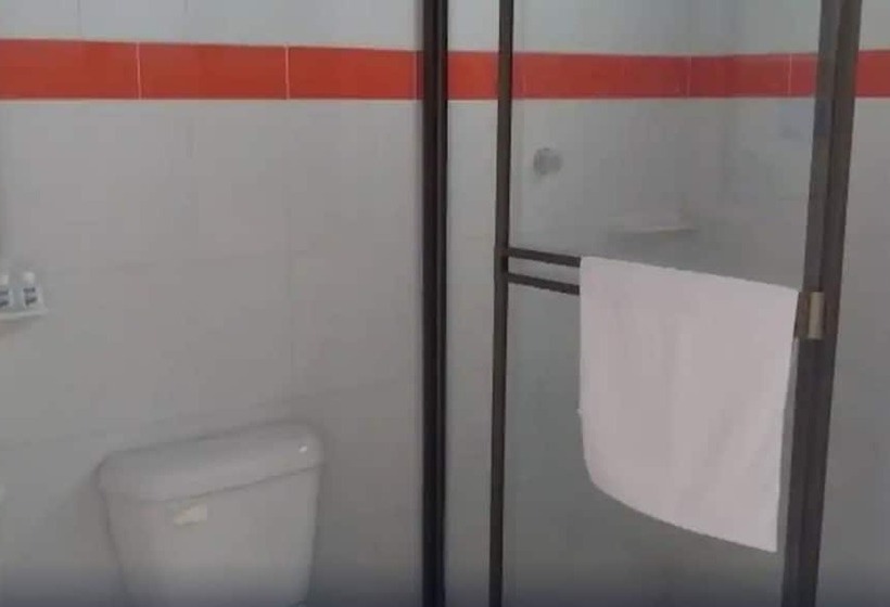 Отель Chinauta Real