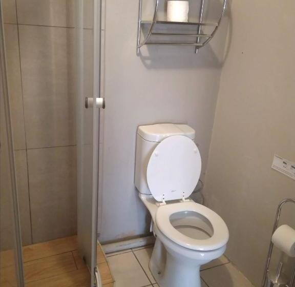 Hotelli Farmstrong Accommodation