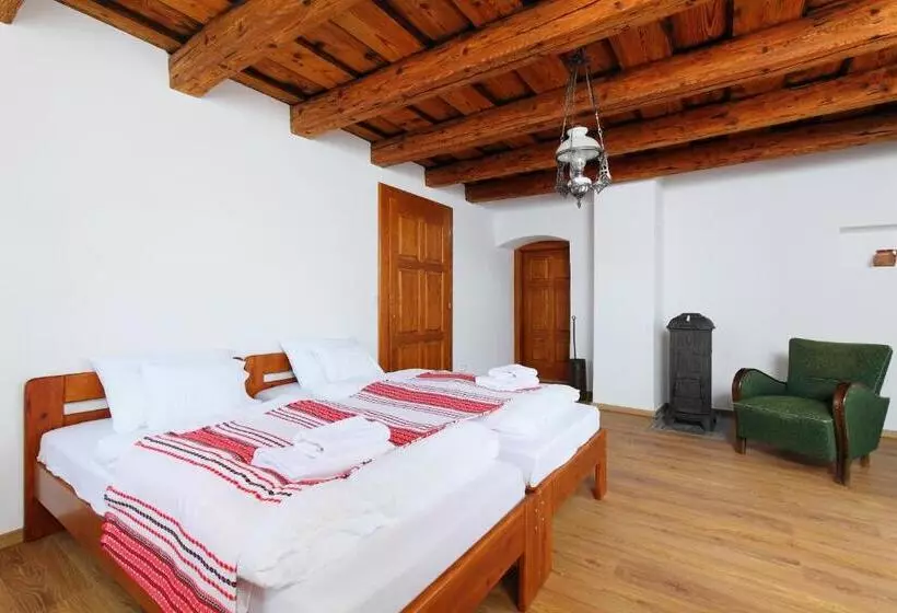 ペンション Arácsi Vendégház