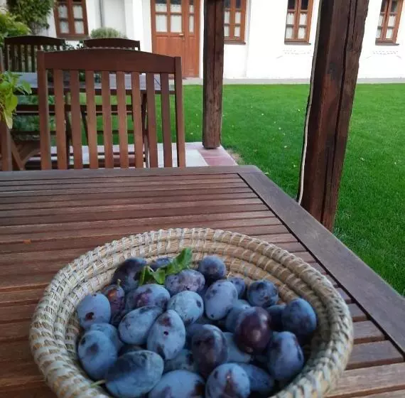 ペンション Arácsi Vendégház