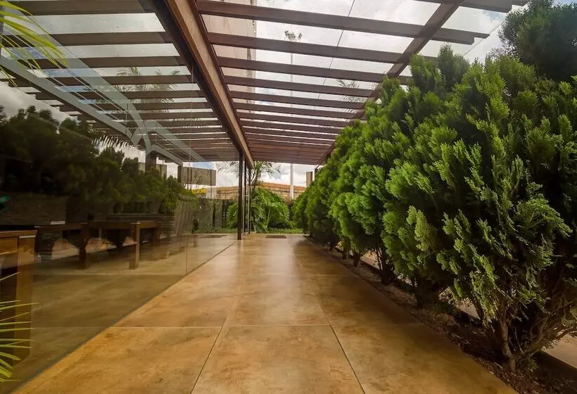 Taarifa Suites By Dunhill Serviced Apartments