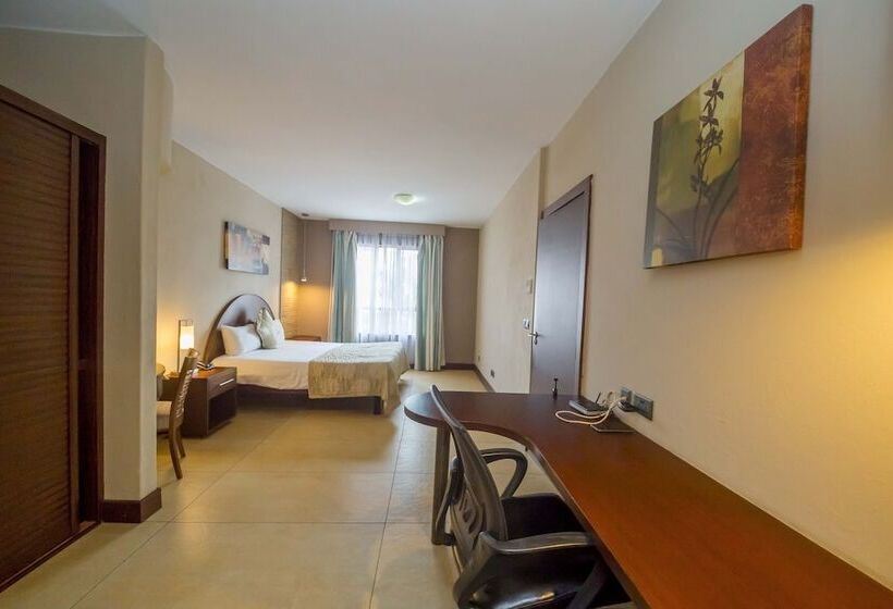 Taarifa Suites By Dunhill Serviced Apartments