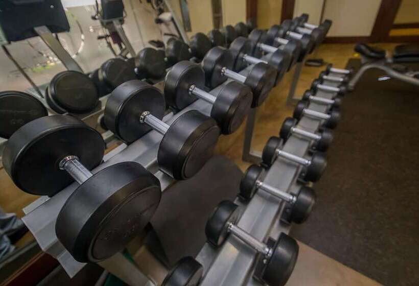 Taarifa Suites By Dunhill Serviced Apartments