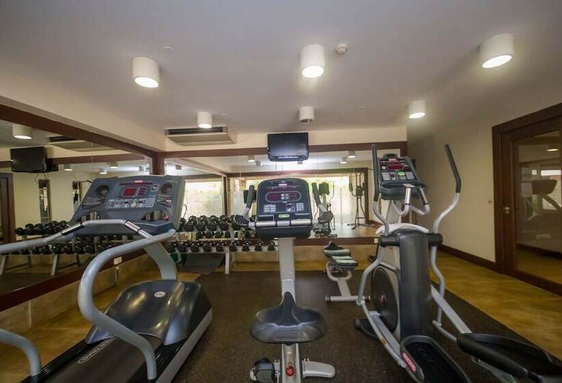 Taarifa Suites By Dunhill Serviced Apartments