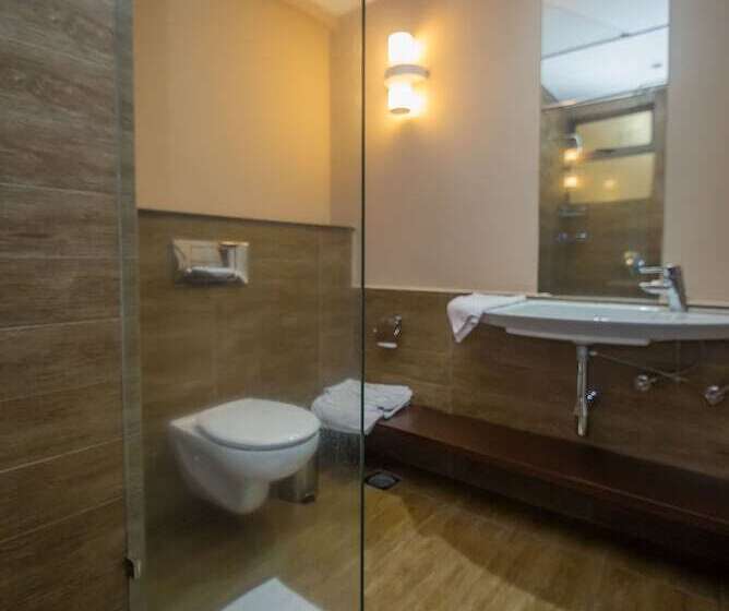 Taarifa Suites By Dunhill Serviced Apartments