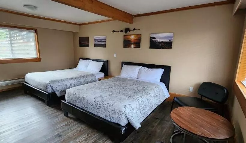 Retkeilymaja Meares Vista Inn