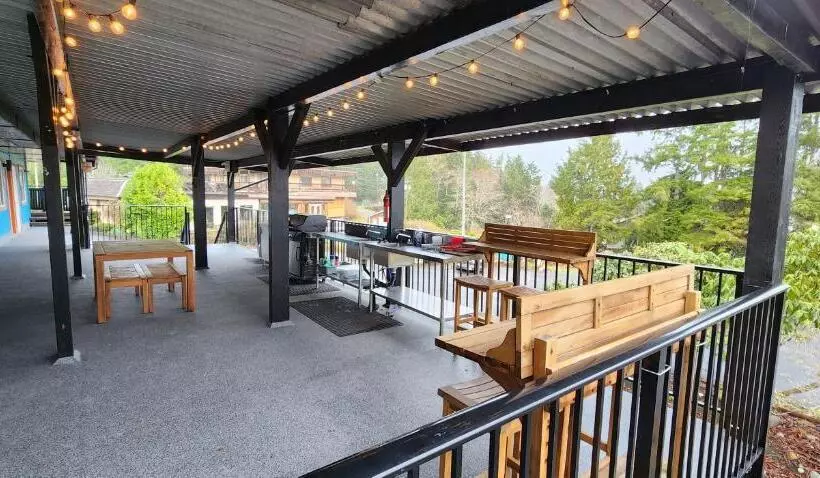 Retkeilymaja Meares Vista Inn