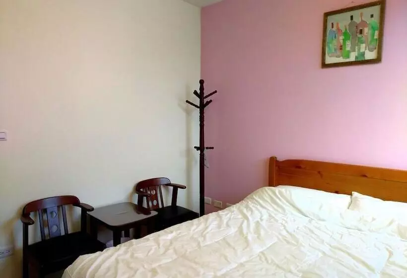 پانسیون He Tian B&b   Cafe & Bar
