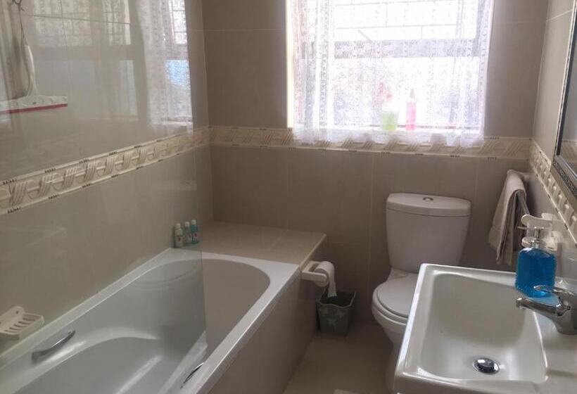 Пансион Marshrose Accommodation