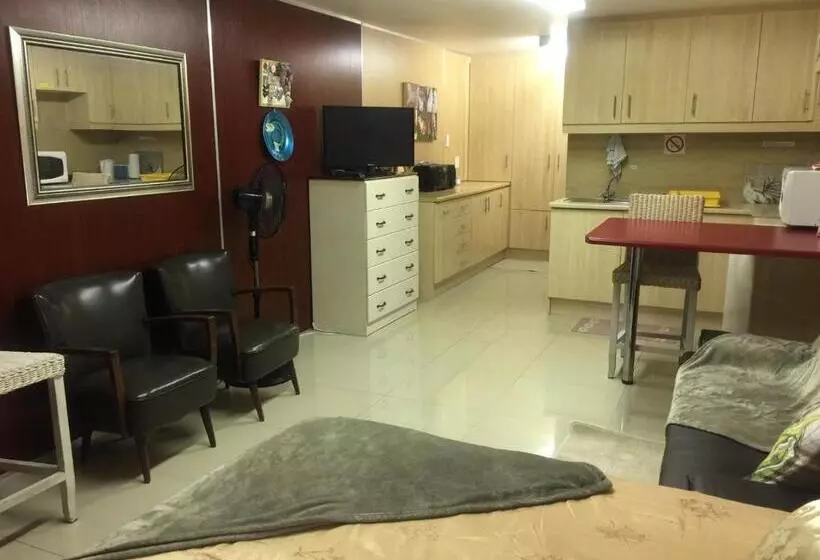 Majatalo Marshrose Accommodation