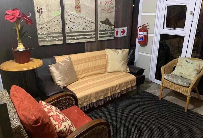 Пансион Marshrose Accommodation