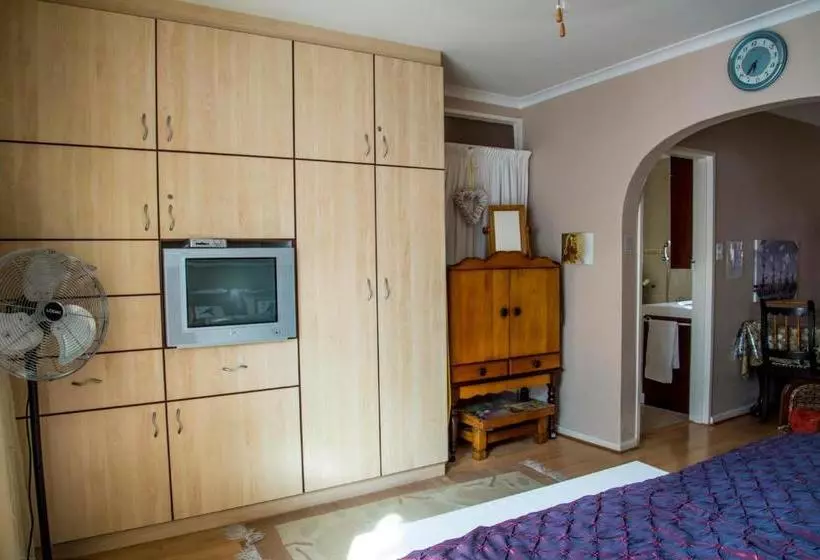 Majatalo Marshrose Accommodation