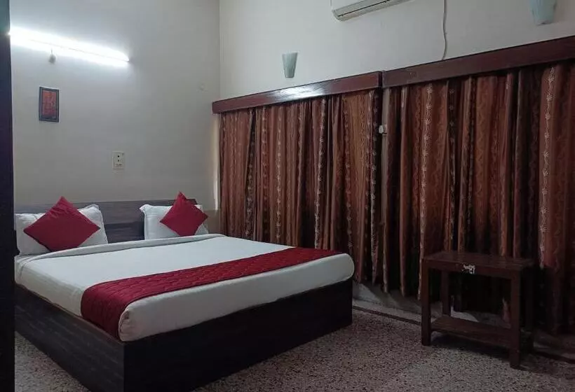 پانسیون Riverview Guest House