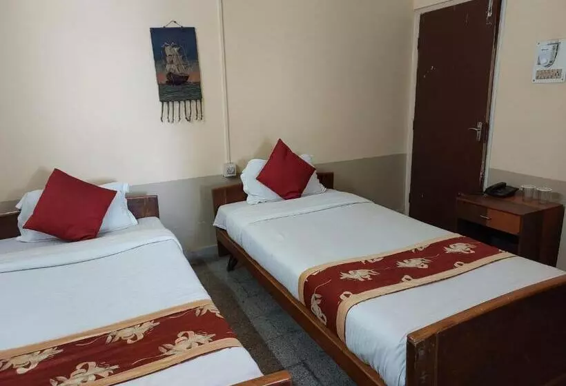 پانسیون Riverview Guest House