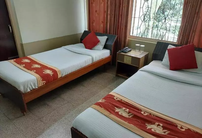 پانسیون Riverview Guest House
