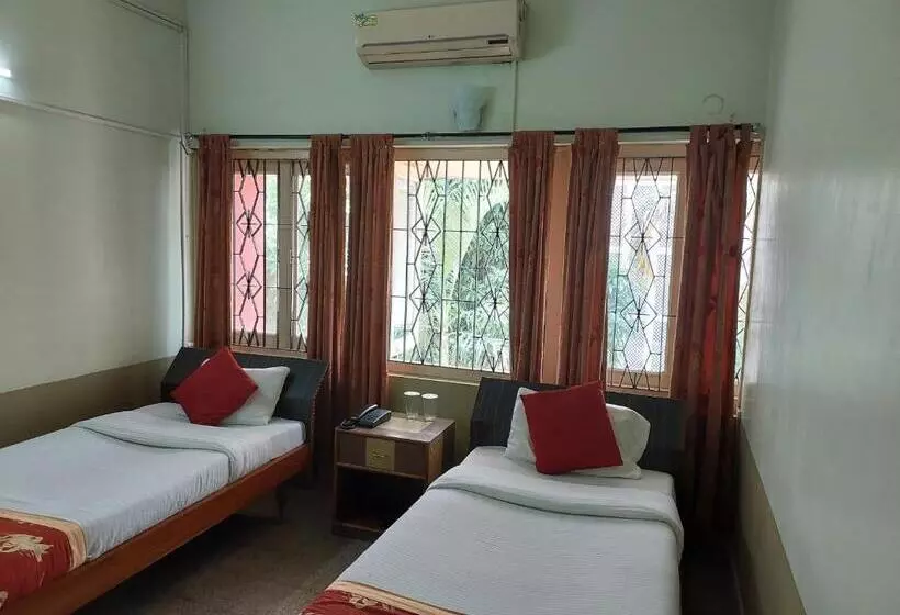 پانسیون Riverview Guest House