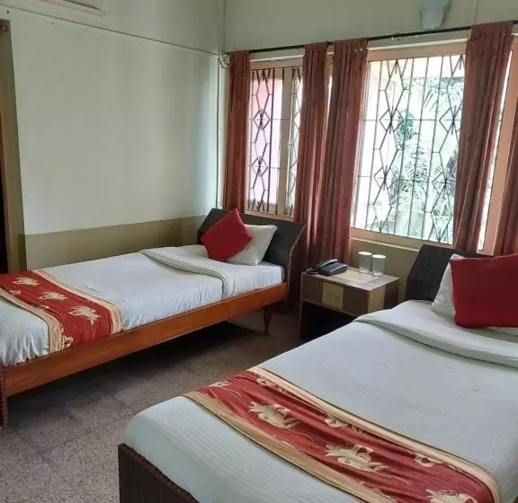 پانسیون Riverview Guest House