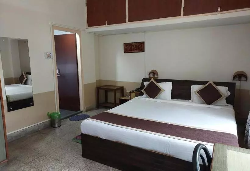 پانسیون Riverview Guest House