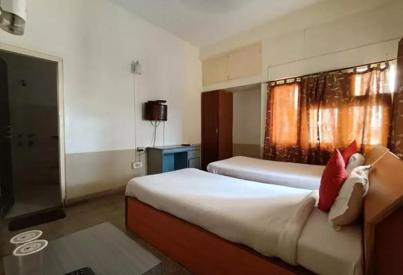 پانسیون Riverview Guest House