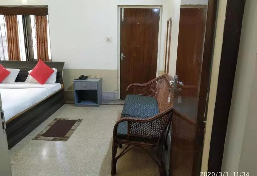 پانسیون Riverview Guest House