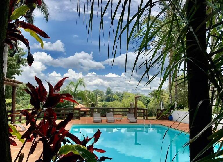 بنسيون Vila Jacaré