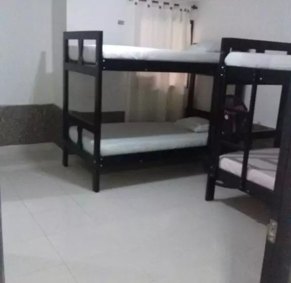 Cactus City Hostel Confort