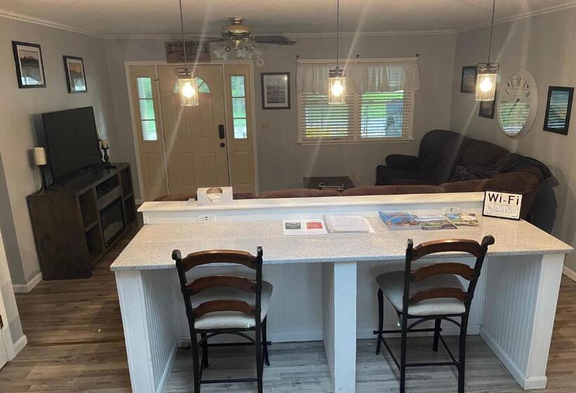 펜션 Branson Country B&b