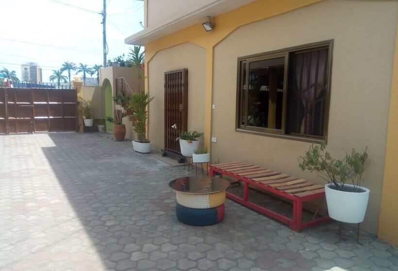 Pensionat Feehi S Place