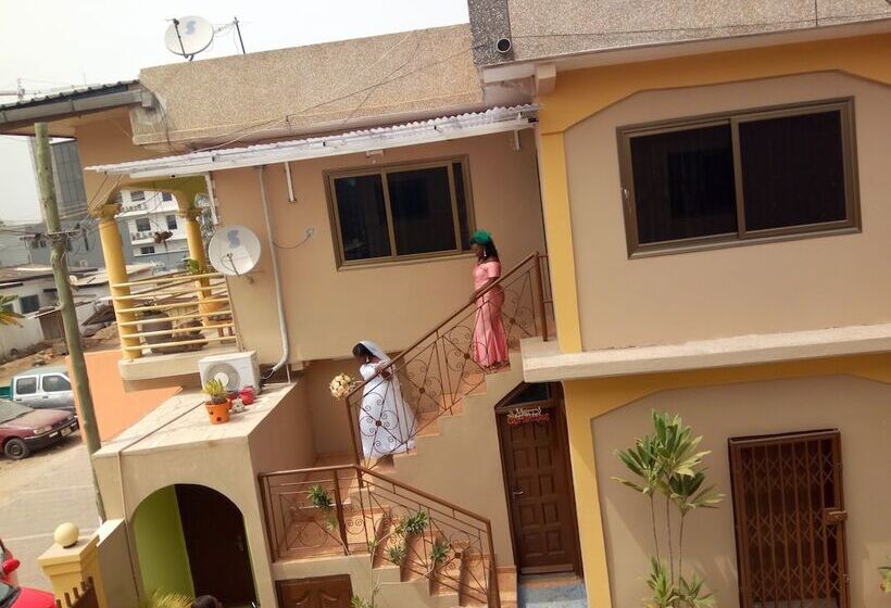 Pensionat Feehi S Place