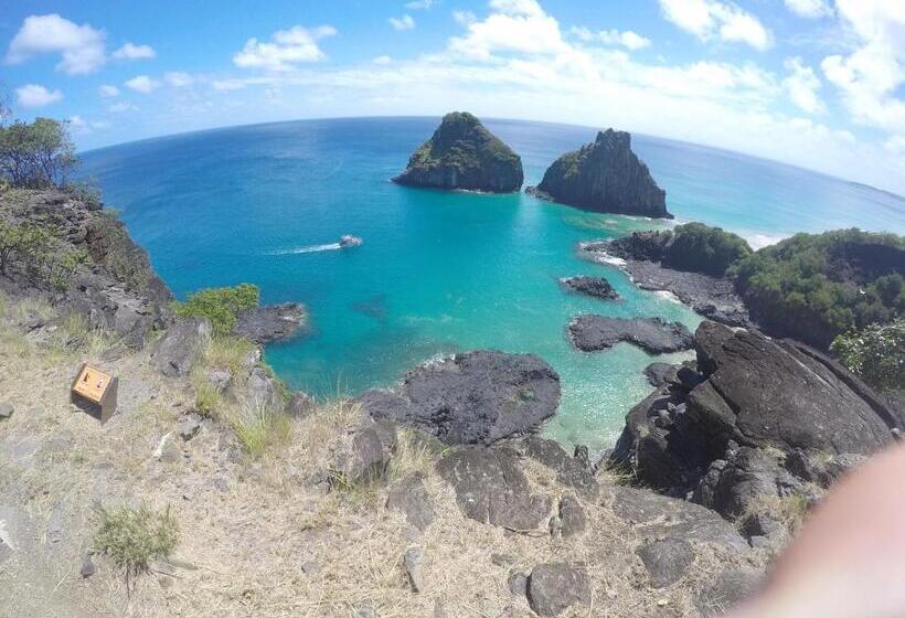 پانسیون Nova Pousada Golfinho