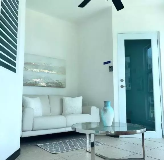 پانسیون Secret View