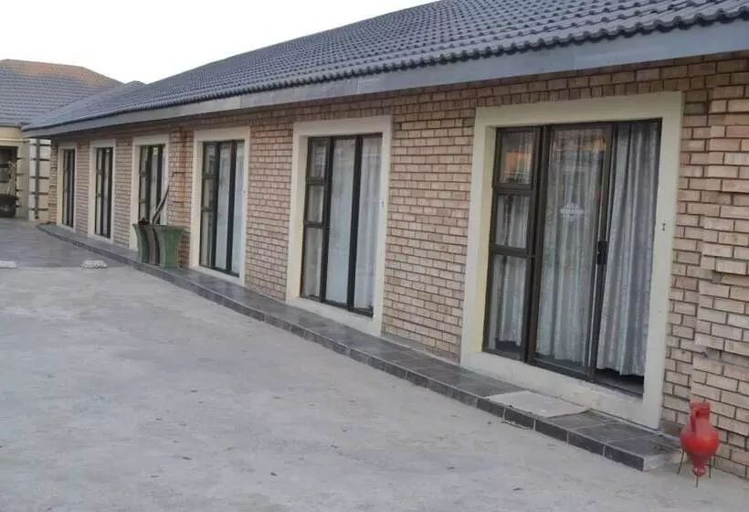 Majatalo Thembisi Guesthouse