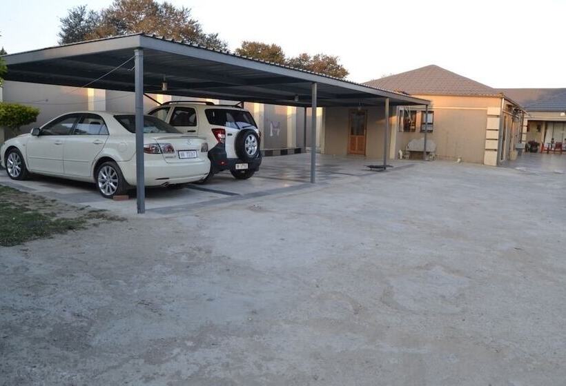 펜션 Thembisi Guesthouse