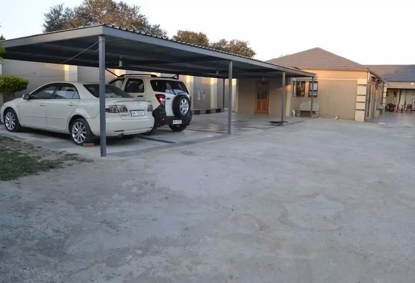 Majatalo Thembisi Guesthouse