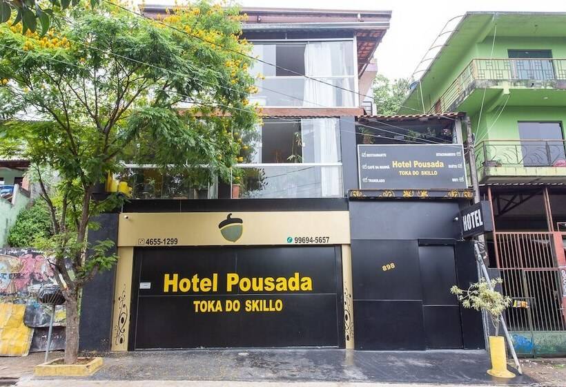 펜션 Toka Do Skillo