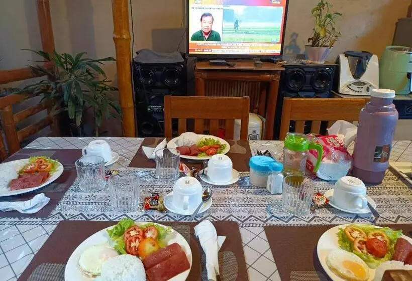 پانسیون Villa Skanderbeg Guest House